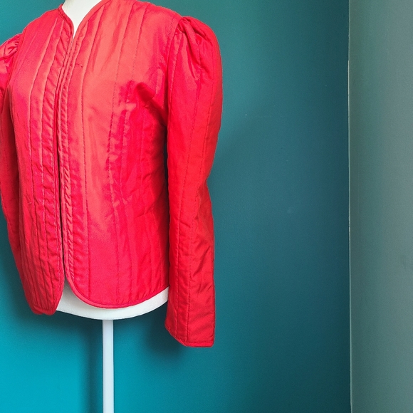 Vintage quilted puff shoulder jacket, red, size medium, - Picture 2 of 8
